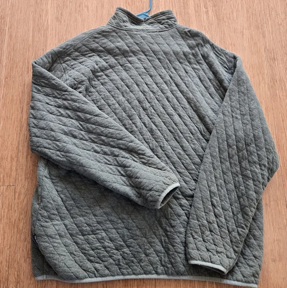 Orvis Green Quilted Pullover - Picture 3 of 5